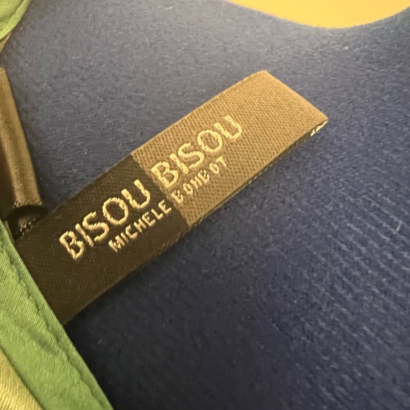 Fun Retro Dress - Picture 4 of 5